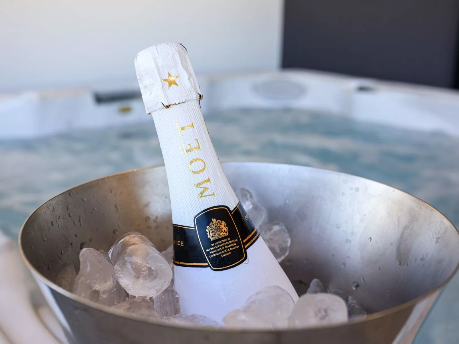 Neue moderne Villa mit Pool in der Nähe von dem - Image-tags.info