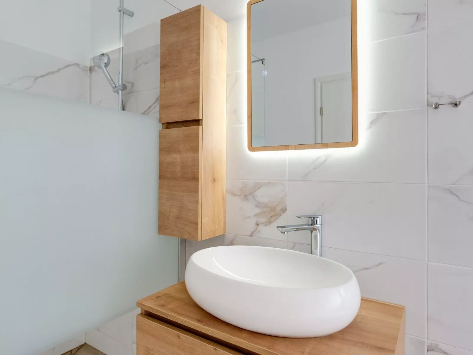 Schöne neue Villa mit Pool in Strandnähe - Image-tags.info