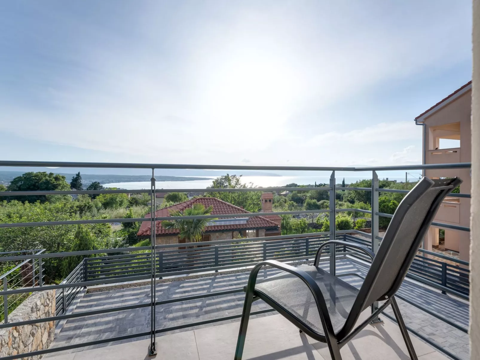 Schone Villa mit Pool, Meerblick, Strand - Image-tags.info