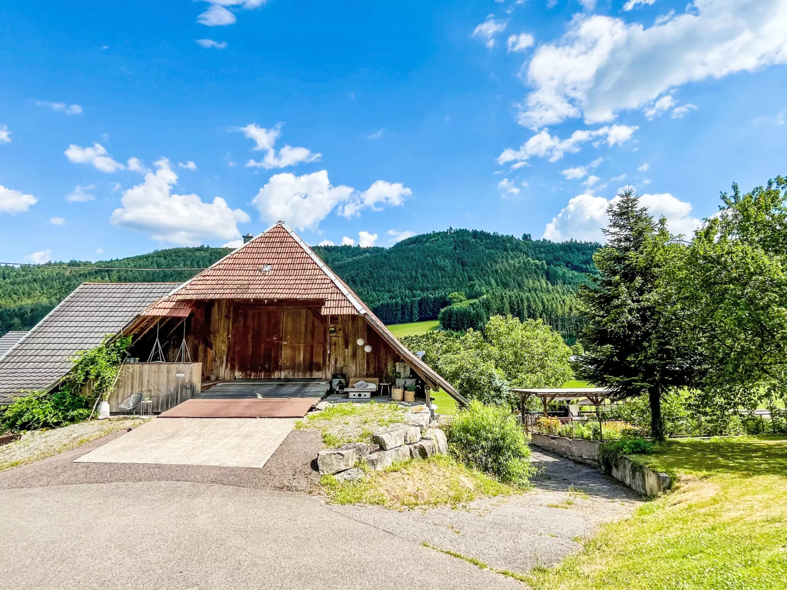 Kinast (HFT202)-Buiten