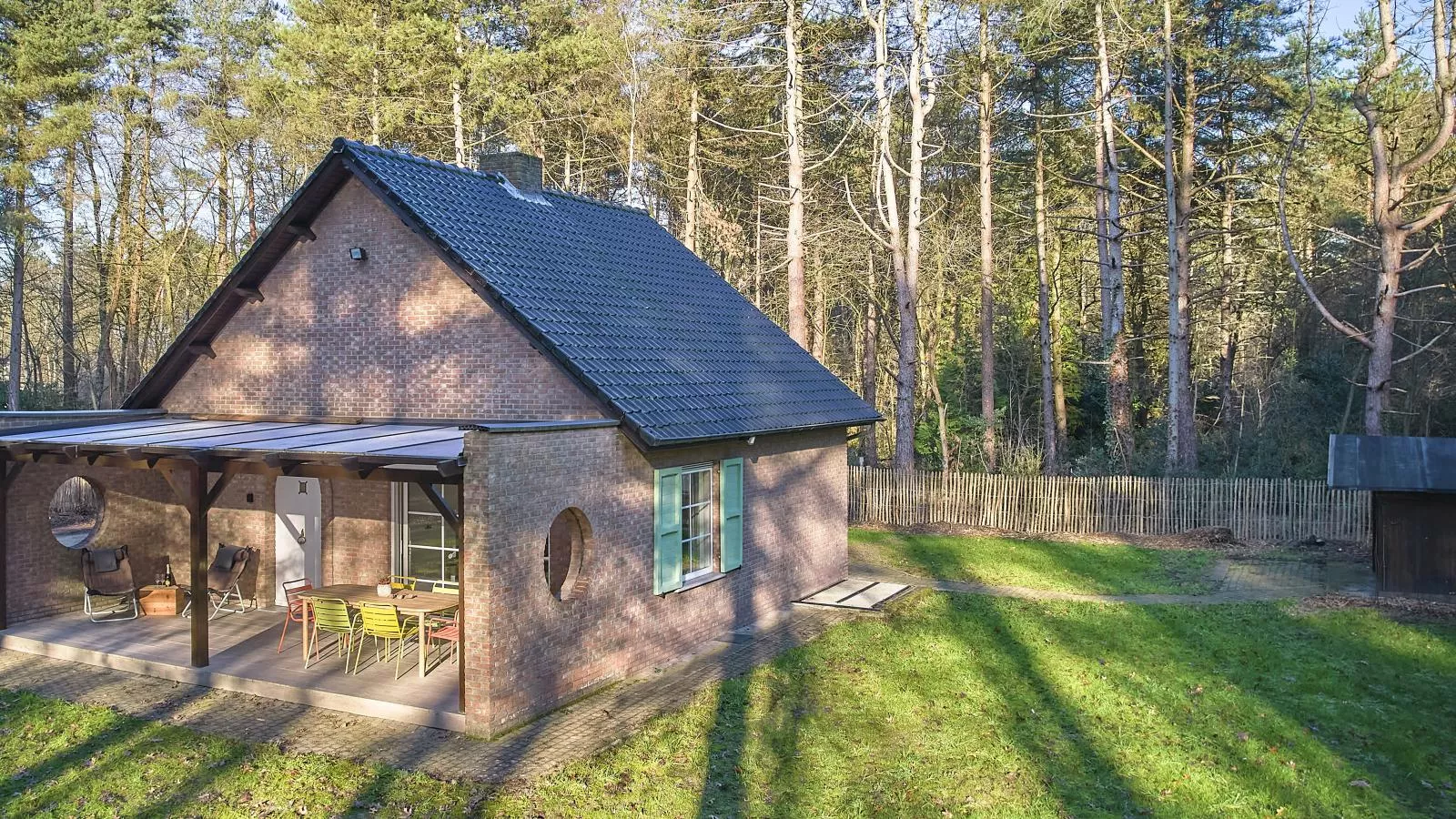 Lierelodge - Buitenkant zomer