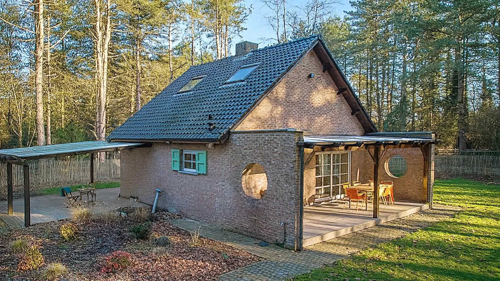 Lierelodge - Buitenkant zomer