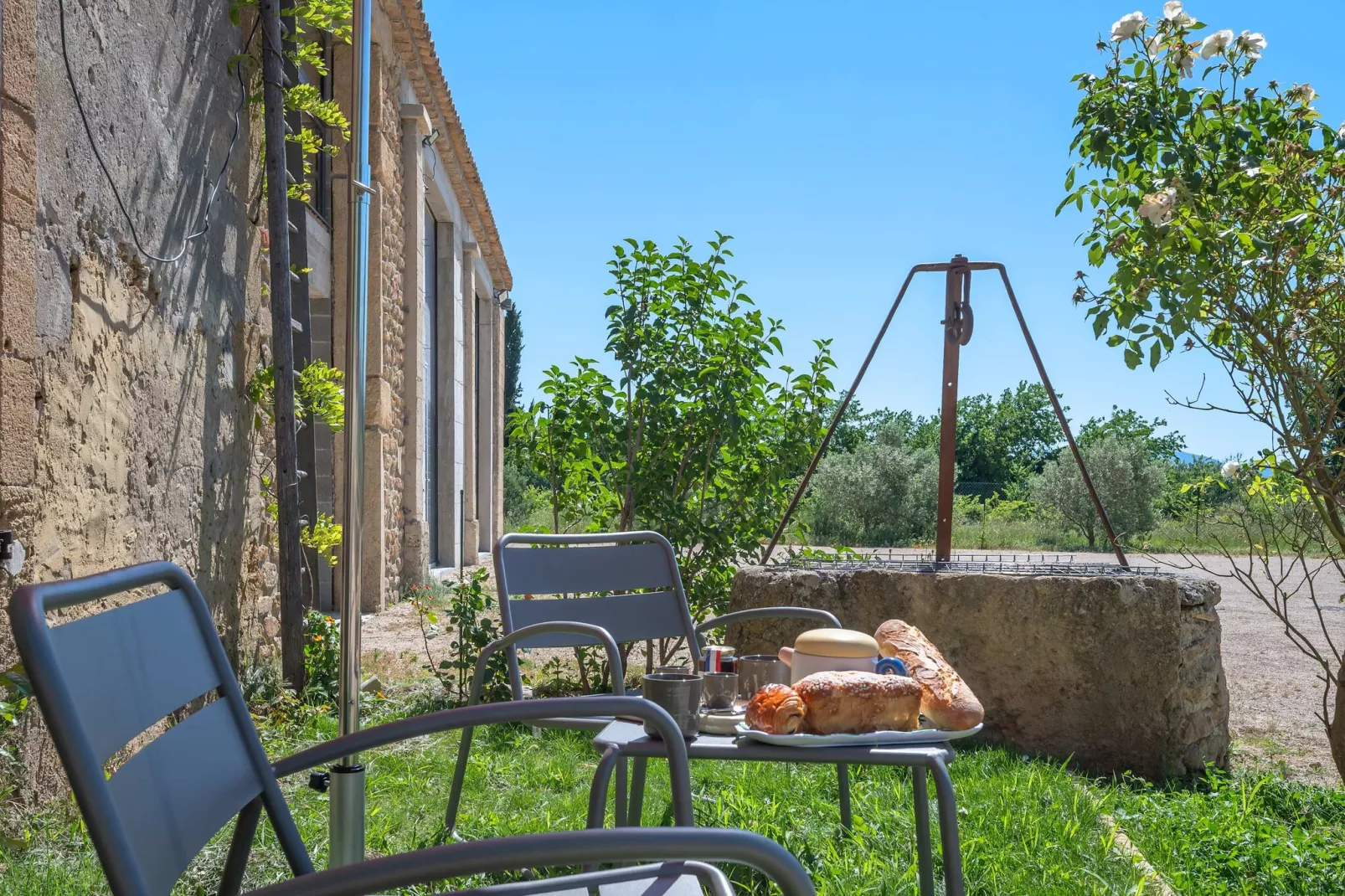 Mas du Mûrier-Terrasbalkon