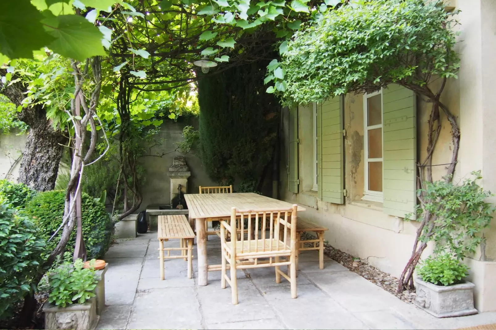 Mas Maillane demeure du XVIIIe entièrement rénové-Terrasbalkon