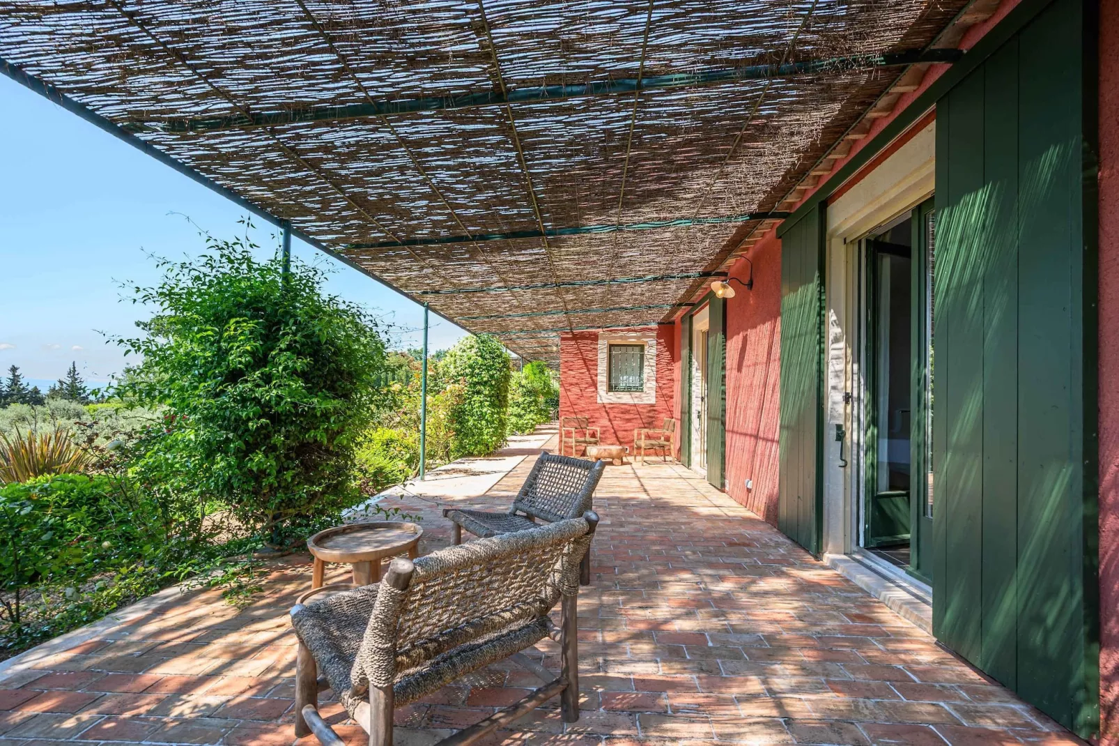 Le Mas Elaïa  votre havre familial avec piscine privée-Terrasbalkon