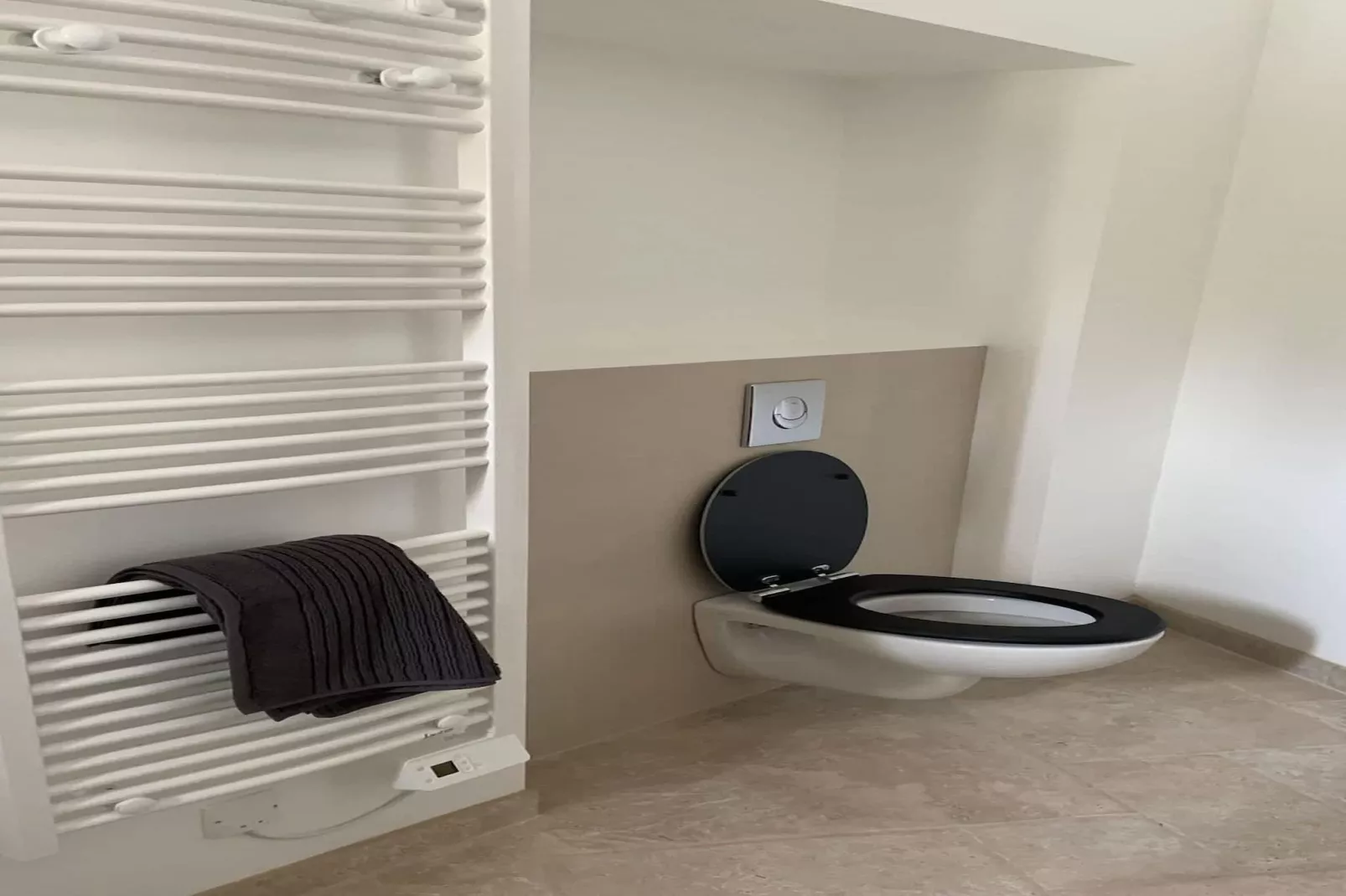 Charmant Mas Provençal avec piscine et jacuzzis-Badkamer