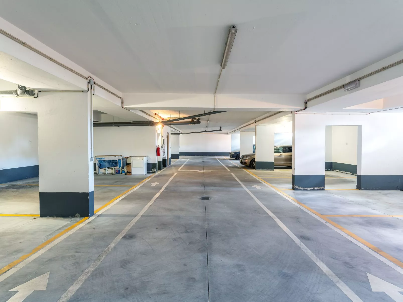 "Elena 1" mit Blick auf das Wasser - Image-tags.info