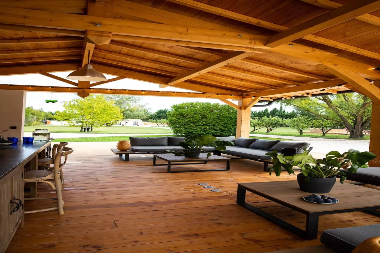 Charmant Mas Provençal avec piscine et jacuzzis-Terrasbalkon