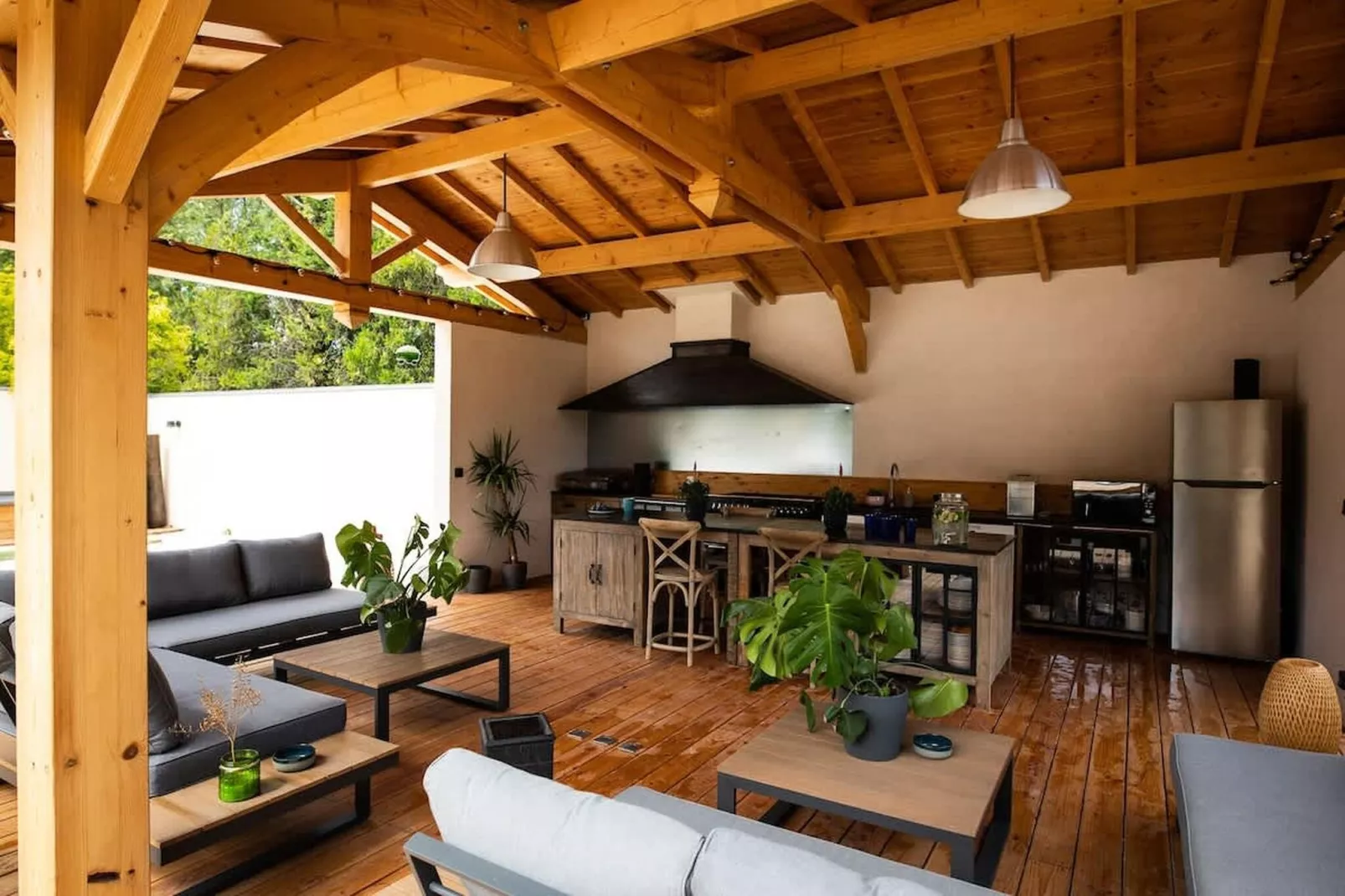 Charmant Mas Provençal avec piscine et jacuzzis-Terrasbalkon