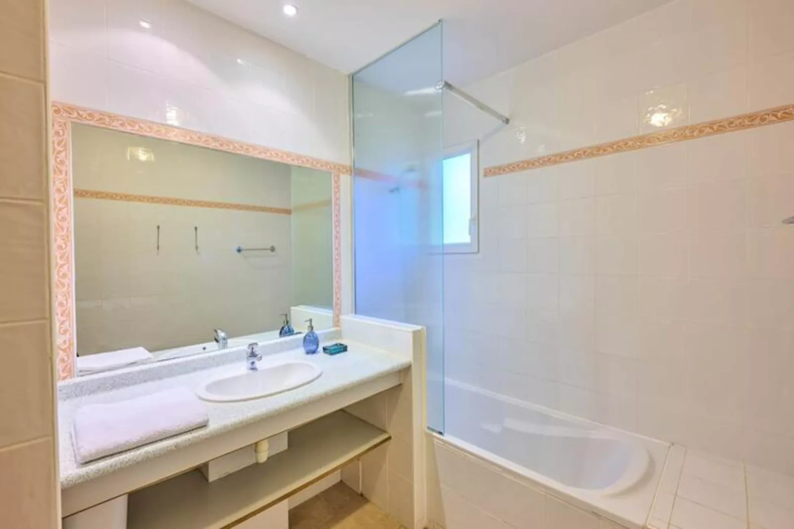 L'Espinet *** - Niet-getagd