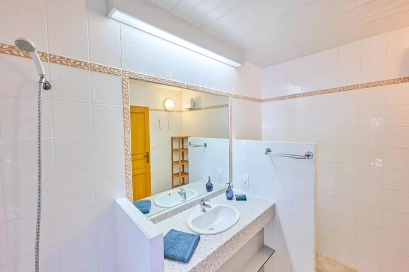 L'Espinet *** - Niet-getagd