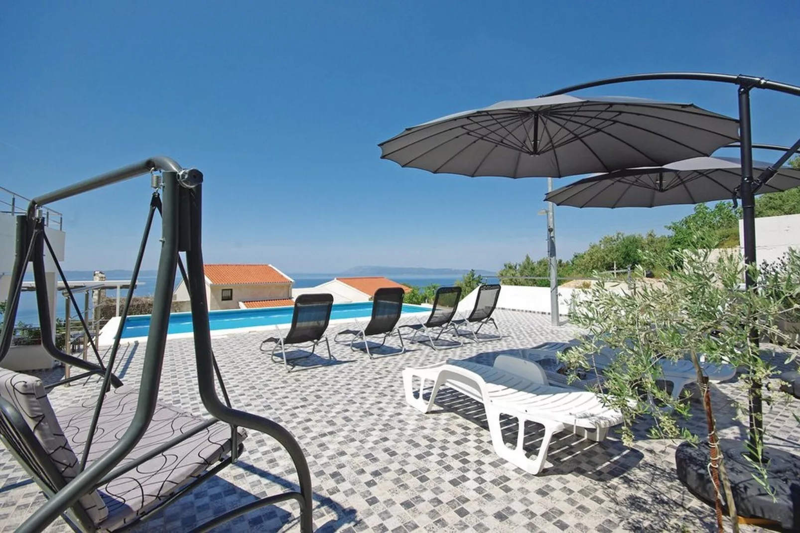 Villa Blanka - Six Bedroom Villa with Swimming Pool and Sea View-Buitenlucht