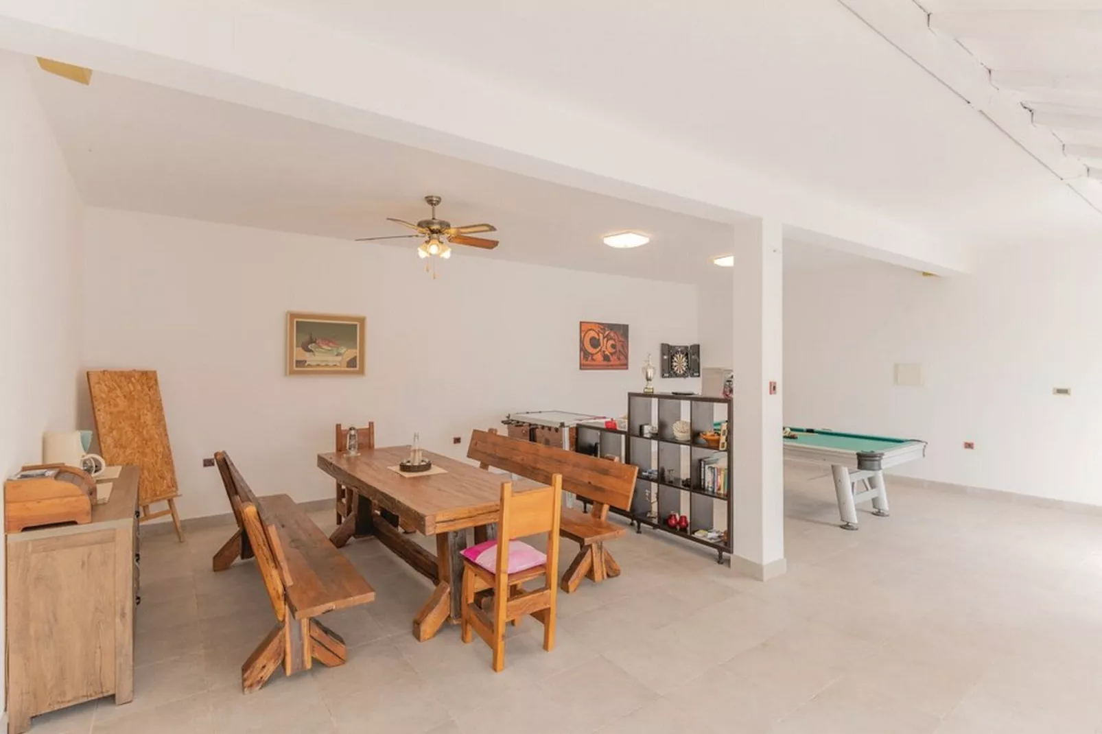 Villa Blanka - Six Bedroom Villa with Swimming Pool and Sea View-Binnen