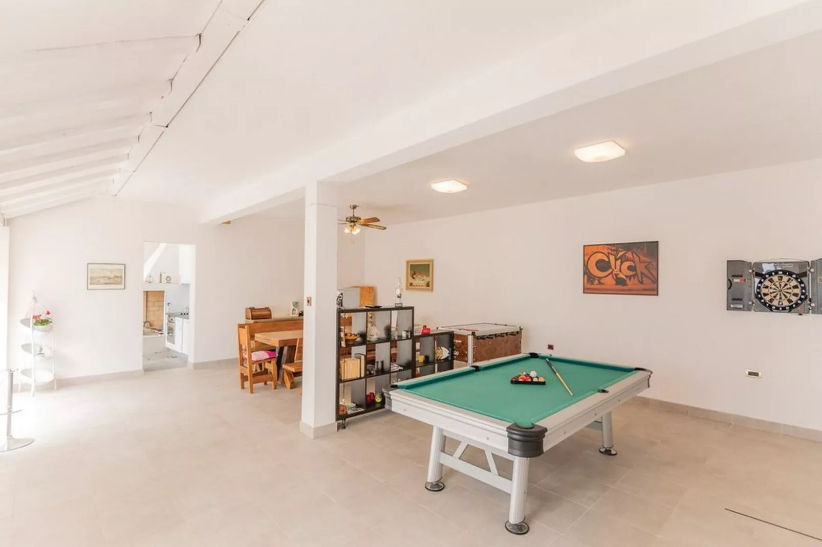 Villa Blanka - Six Bedroom Villa with Swimming Pool and Sea View-Binnen