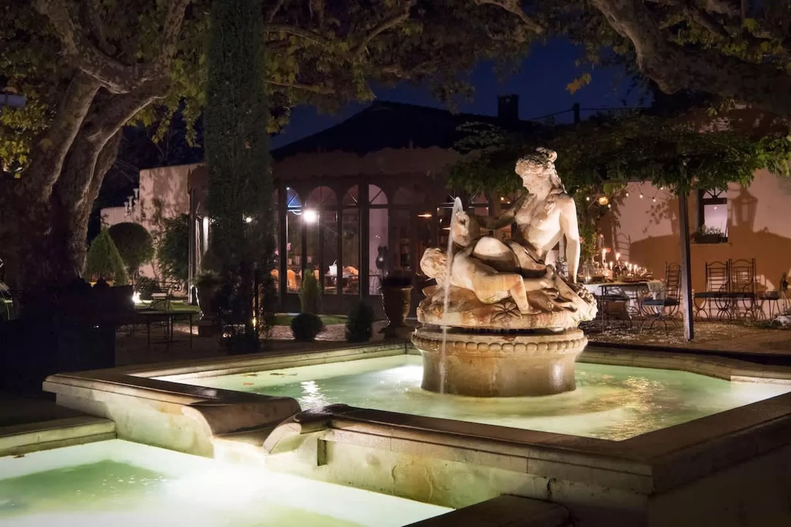 Charmant Mas Provençal avec piscine et jacuzzis-Sfeer