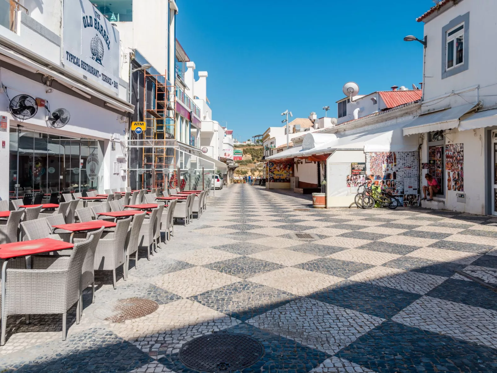 "Elena 1" mit Blick auf das Wasser - Image-tags.info