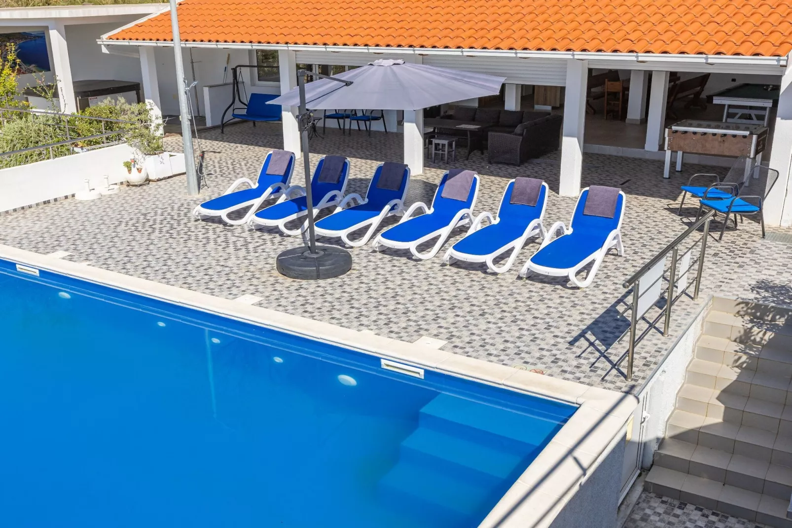 Villa Blanka - Six Bedroom Villa with Swimming Pool and Sea View-Zwembad