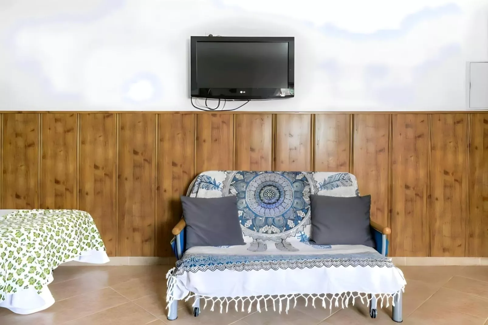 1265-+34618736920-Woonkamer