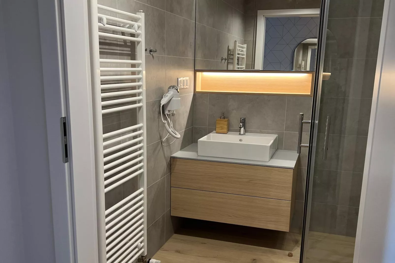 Baderhäusl-Image-tags.