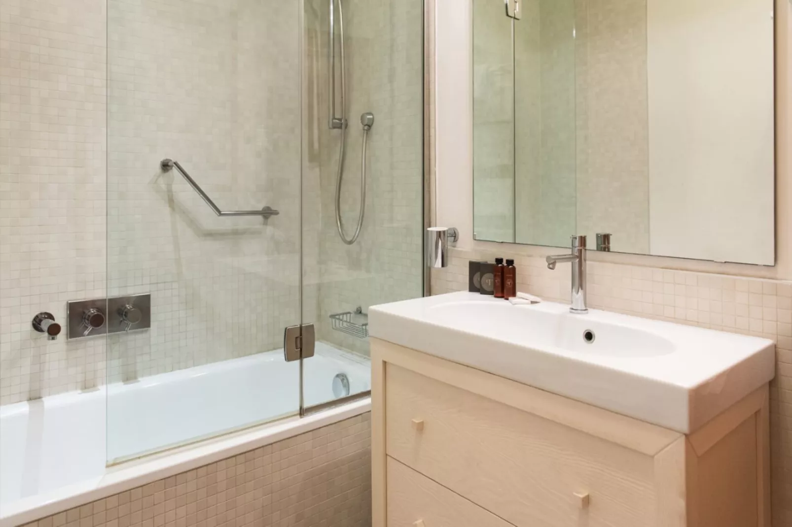 ROCCAMARE RESORT - Villa Media 4 Persone  sofa bed - 58-65mq - Badkamer