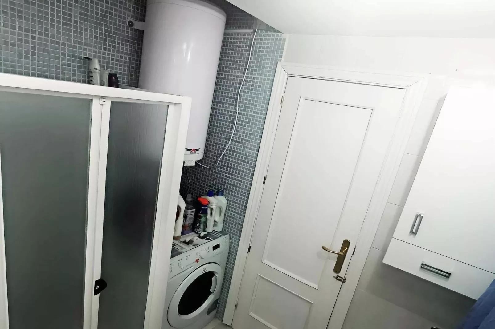 1369-Ginebra-Badkamer