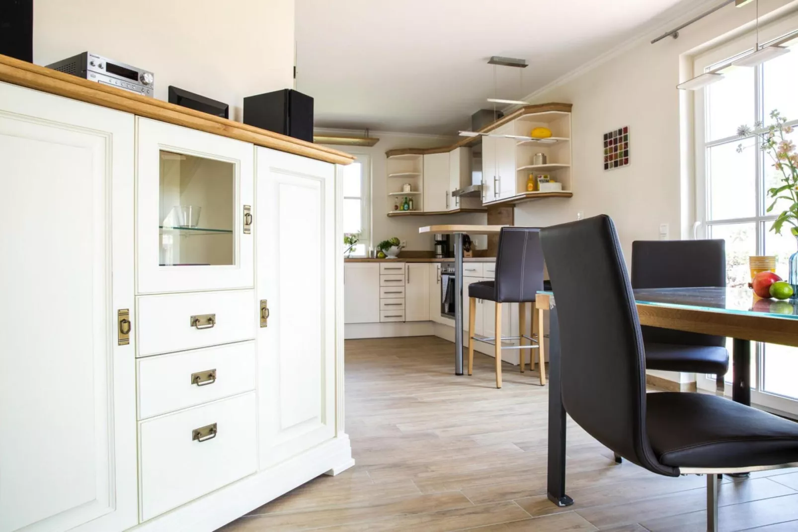 Schilfrohrsänger 43-Eetkamer