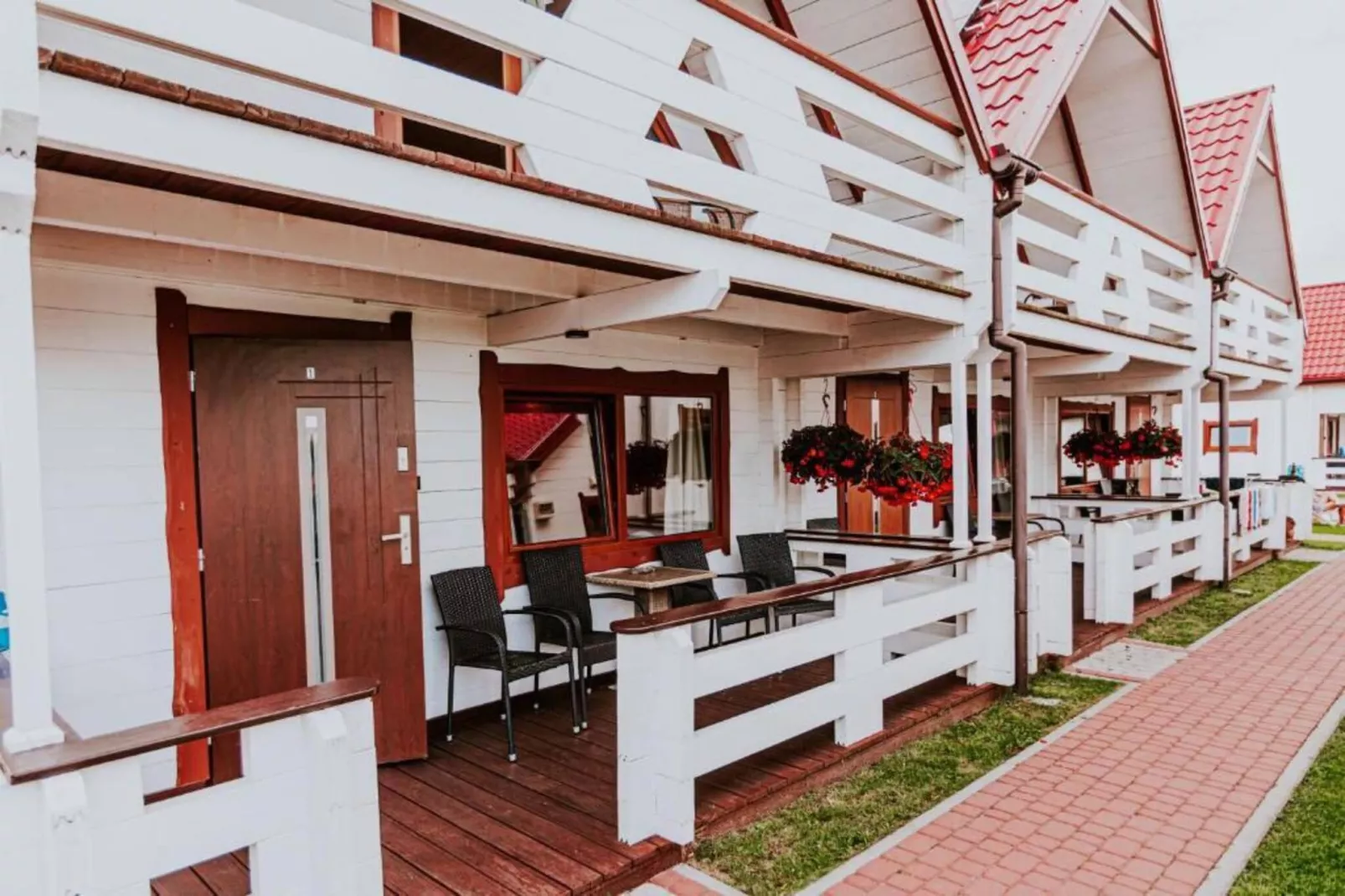 Domki wakacyjne 6-osobowe Ustronie Morskie - Buitenkant zomer