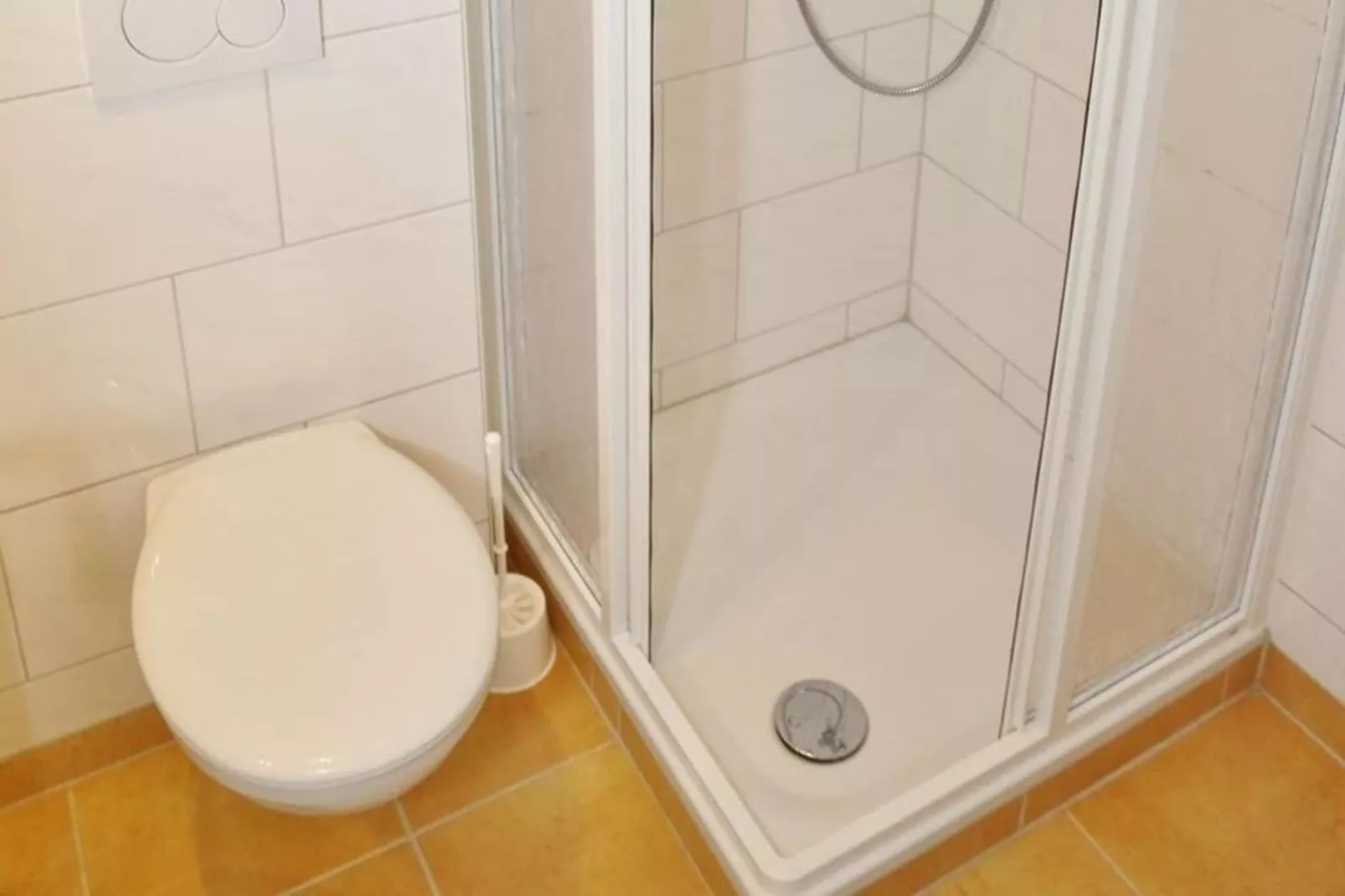 Am Rundsteg 7-Badkamer