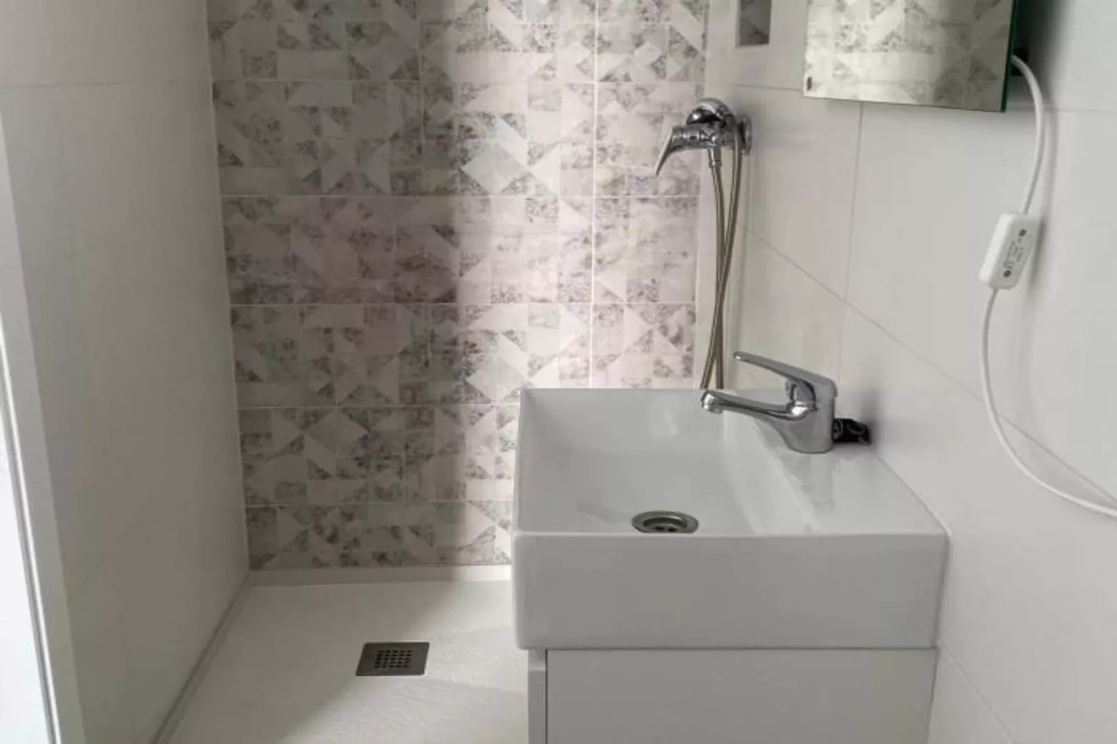 4946-+34692613337-Badkamer