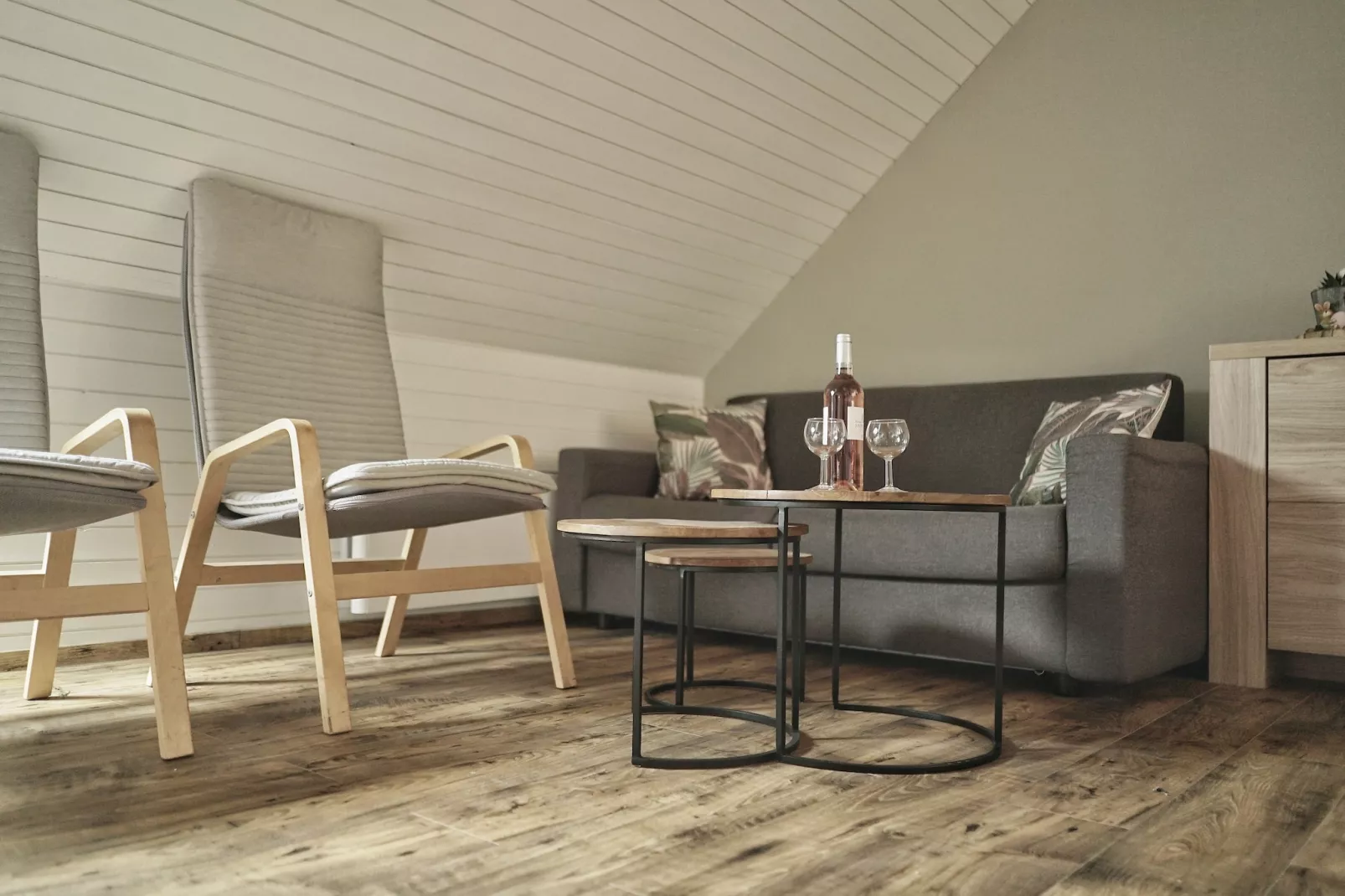 Chez Felix-Woonkamer