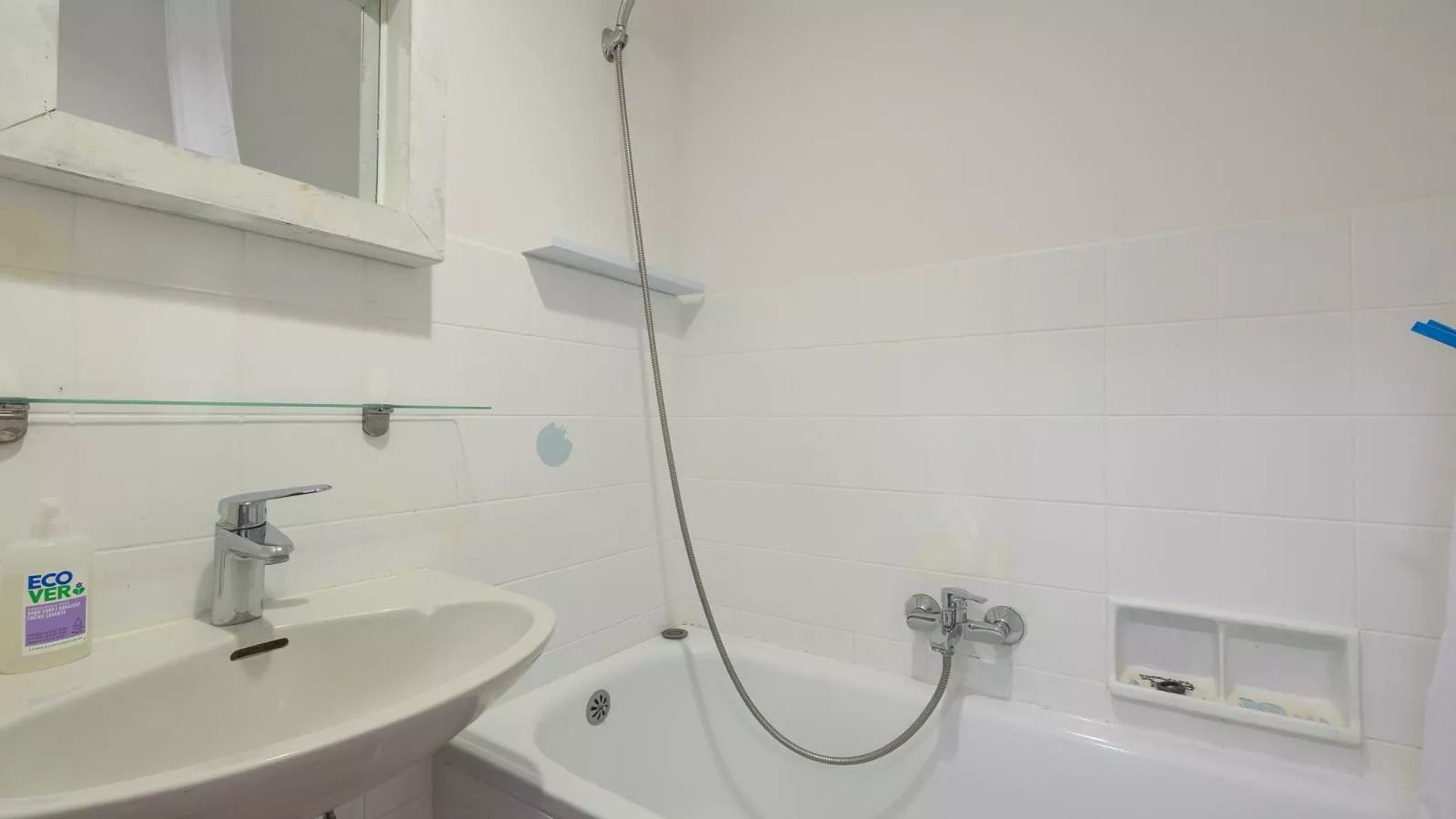 Castellamare - 0103-Badkamer