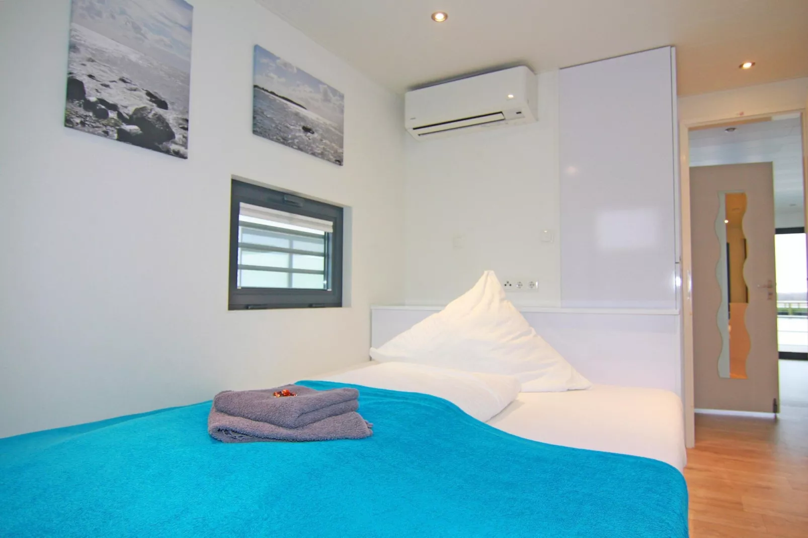 Houseboat Floating House "Leni", Ribnitz-Damgarten-Leni-Slaapkamer