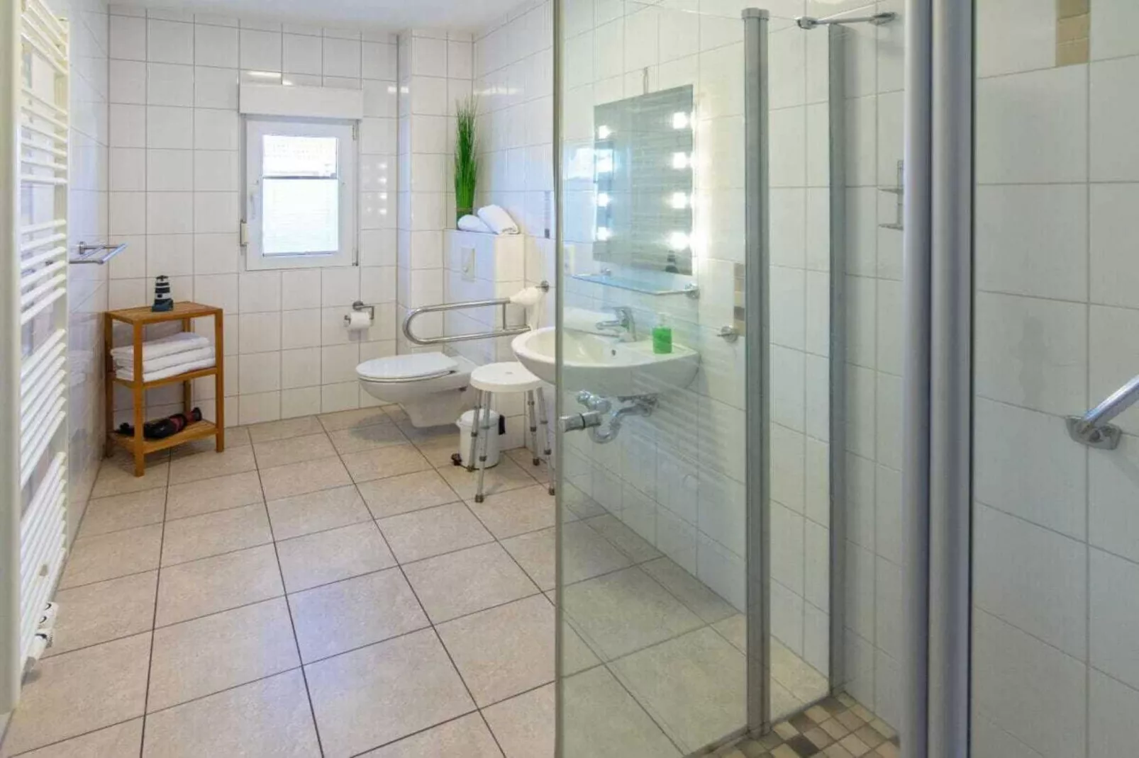 572248 - Badkamer