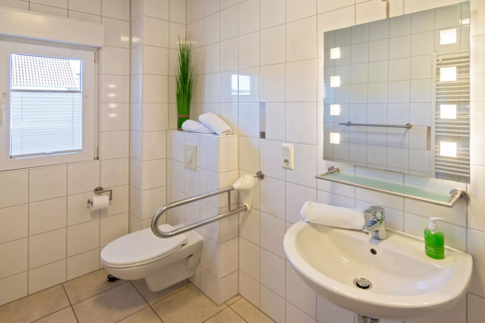 572248 - Badkamer