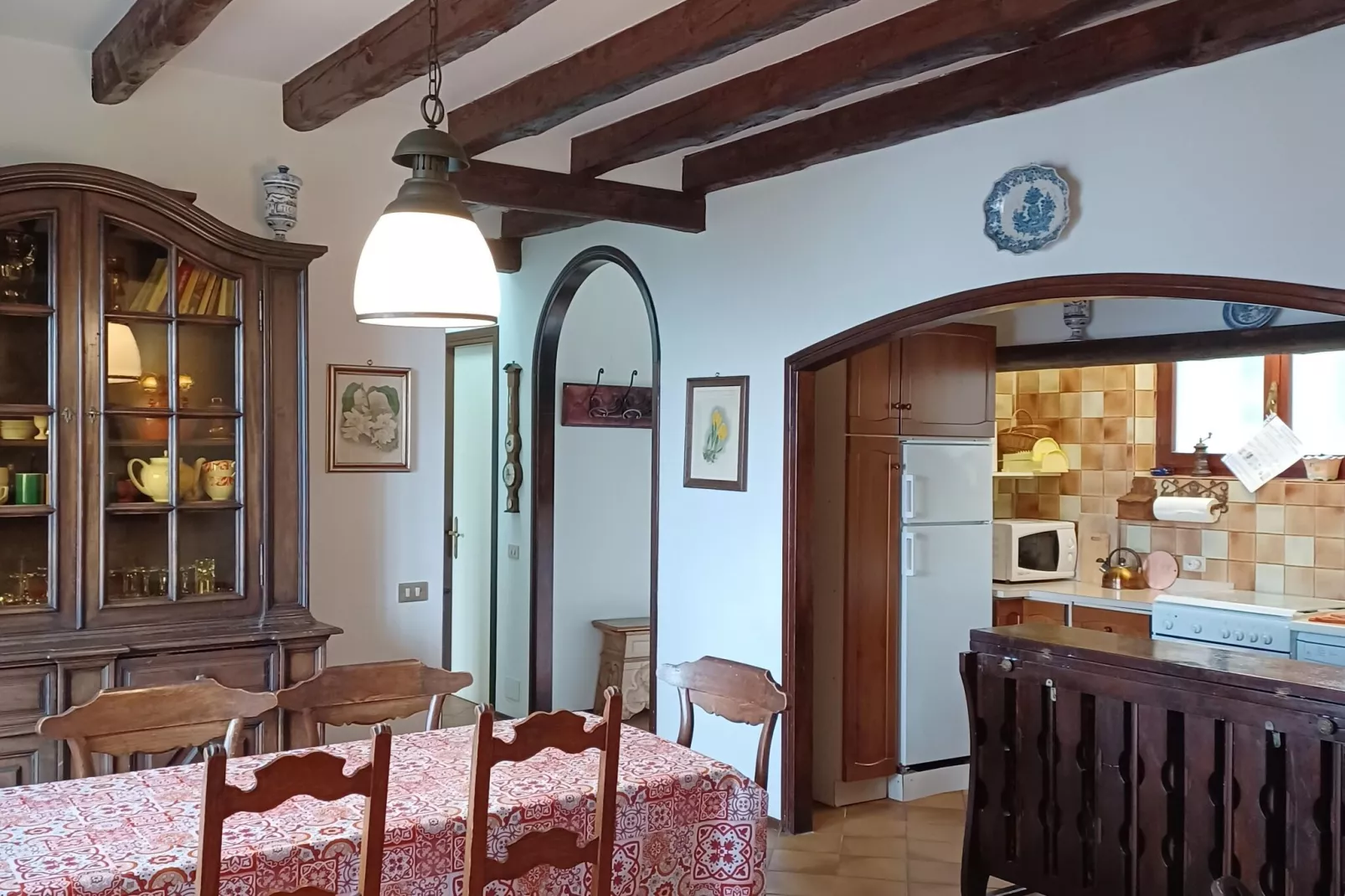 Villa Casa RosaMaria 4-Eetkamer