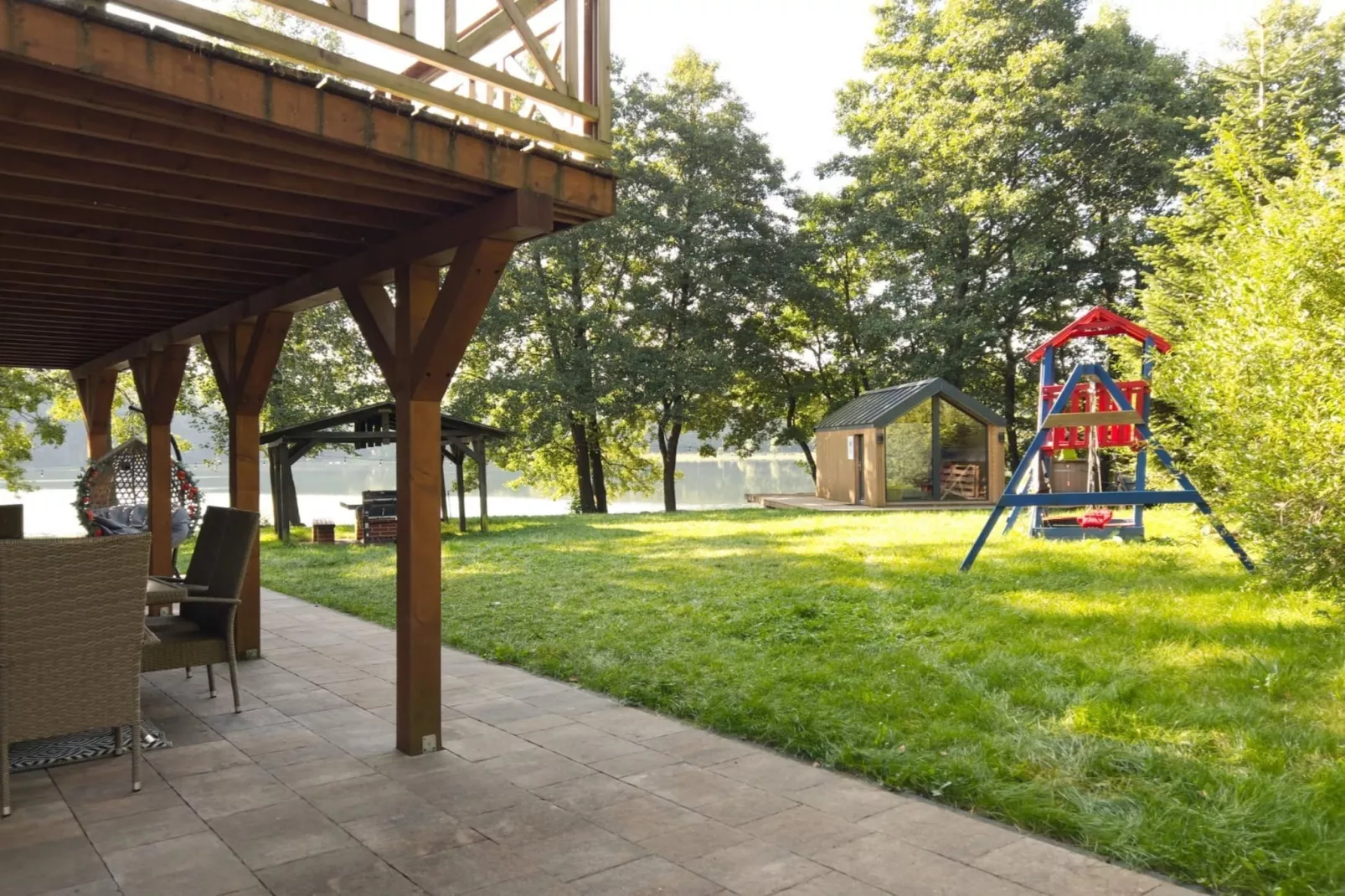 Dom wakacyjny w Starych Czaplach z dużą sauną-Tuinen zomer