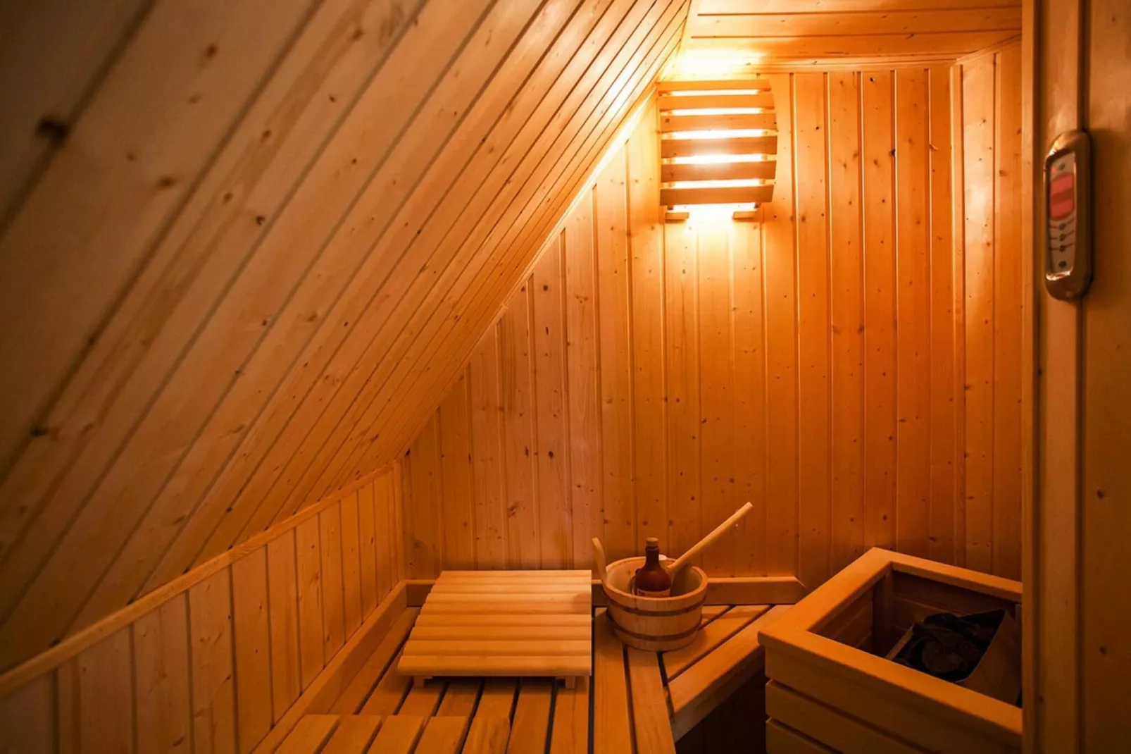 Schilfrohrsänger 18-Sauna