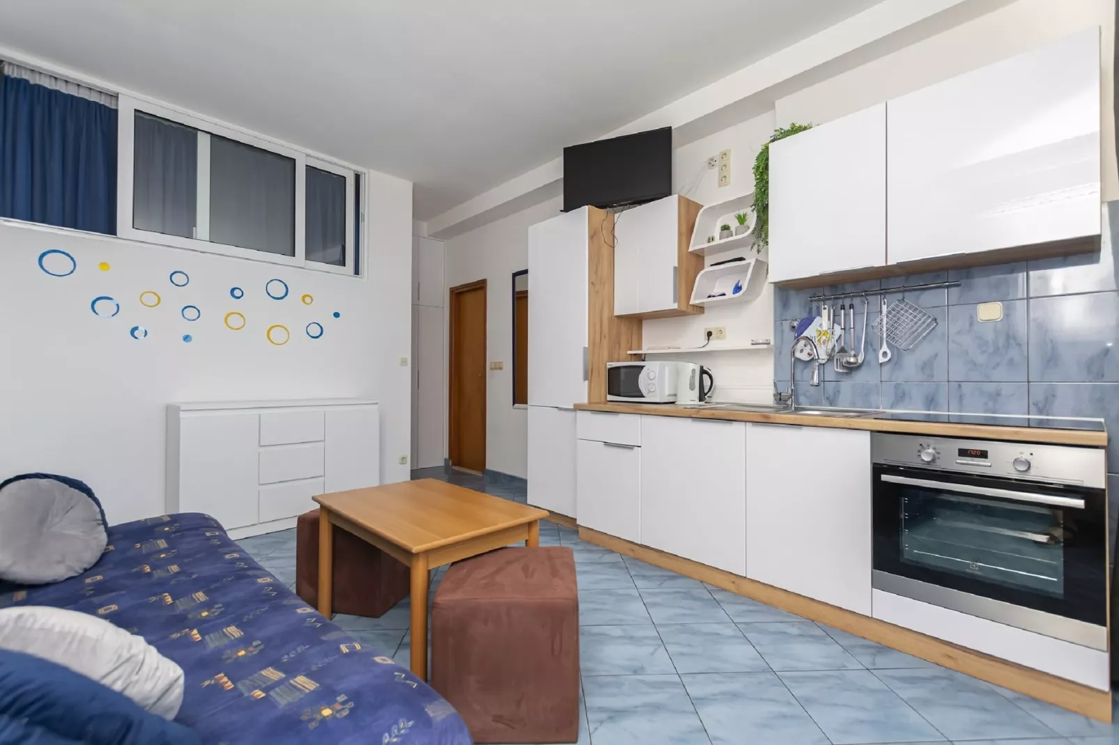 Apartments Hope (Dugi Rat) - One-Bedroom Apartment with Terrace and Sea View (A2) - Keuken