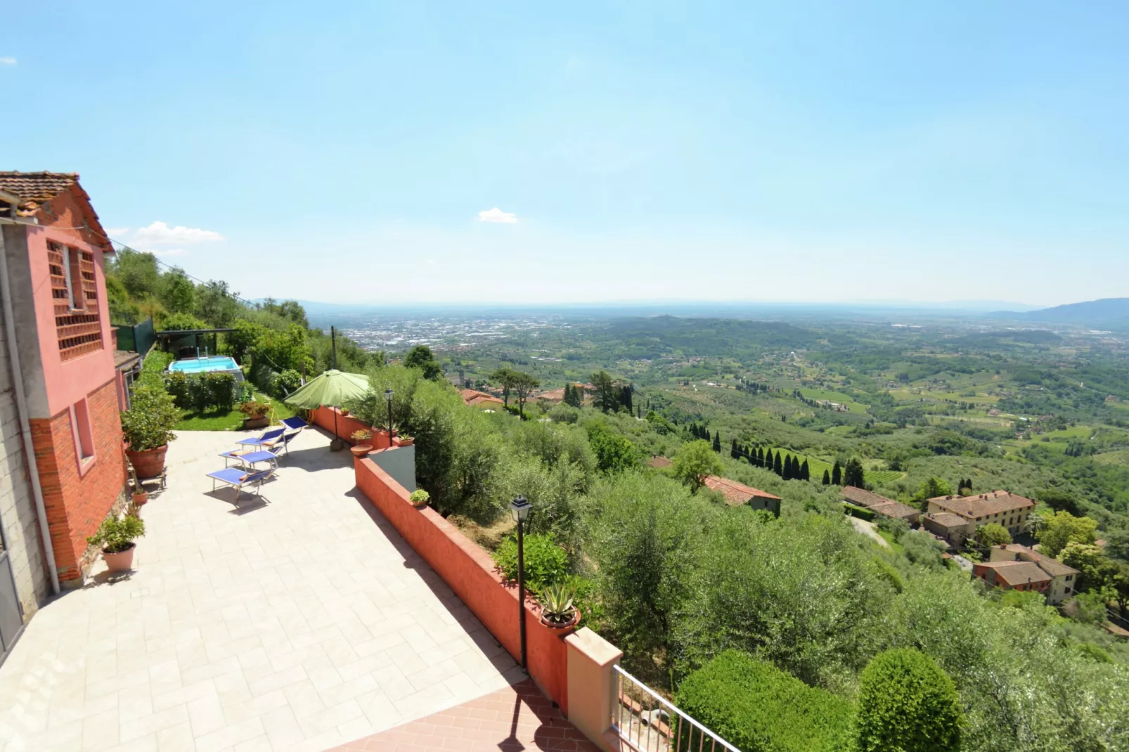 Al Belvedere-Uitzicht zomer