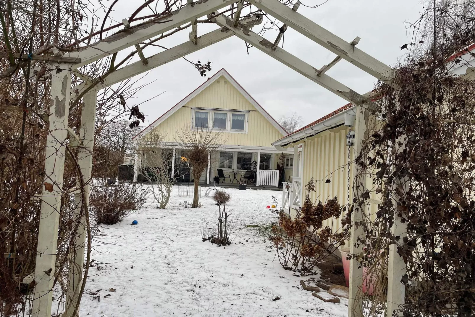 4 sterren vakantie huis in BERGKVARA-Buitenlucht