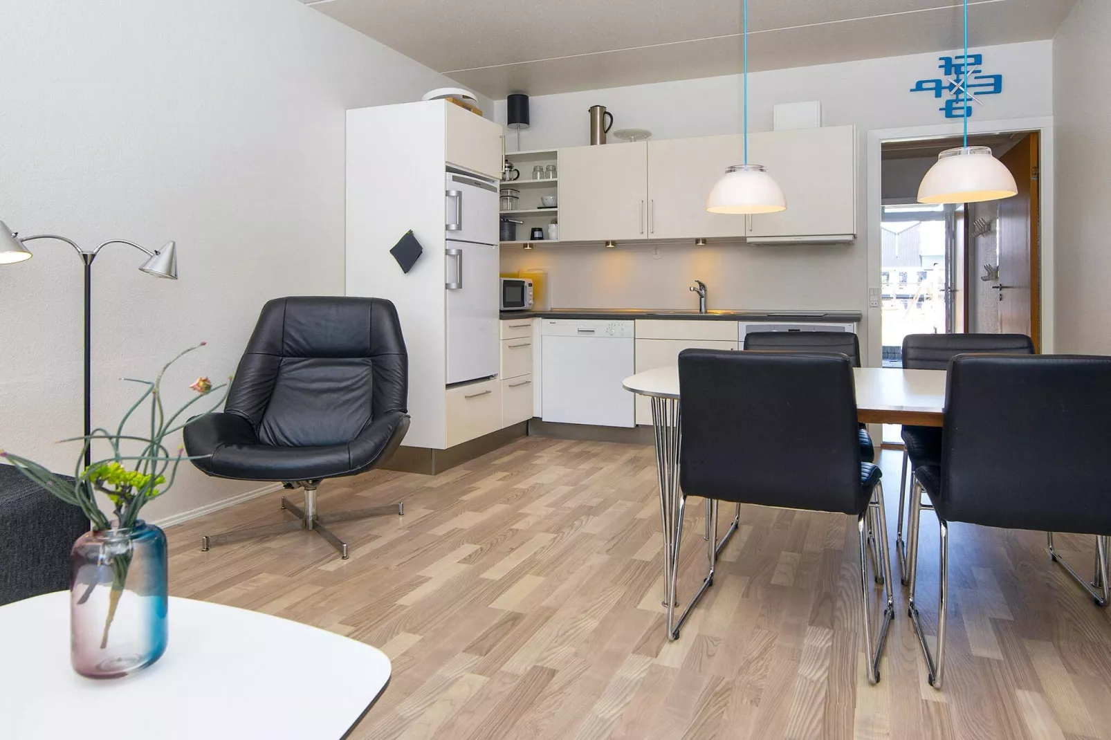 2 room,ground floor,Premium