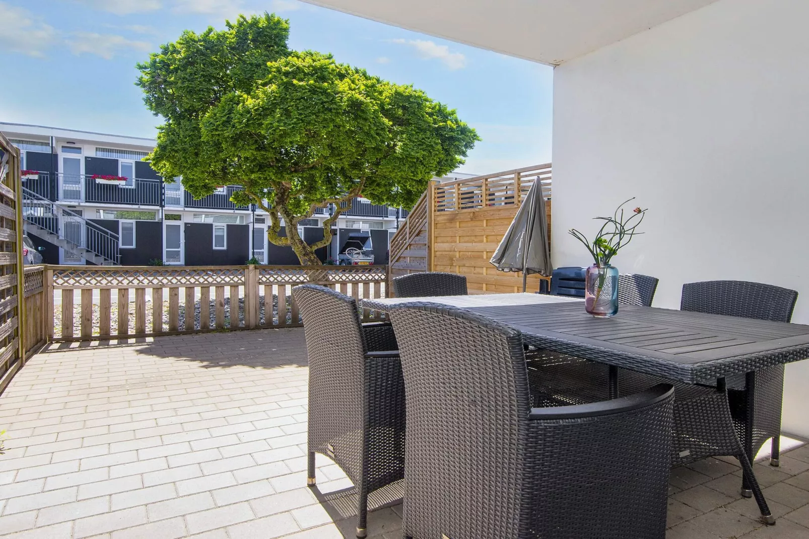 2 room,ground floor or 1.,Premium-Binnen