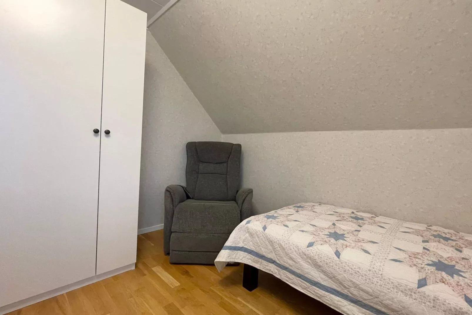 4 sterren vakantie huis in BERGKVARA-Binnen