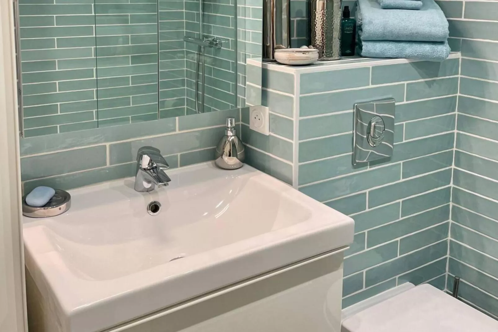 Studio cosy près du Cap d'Antibes & plages de sable-Badkamer