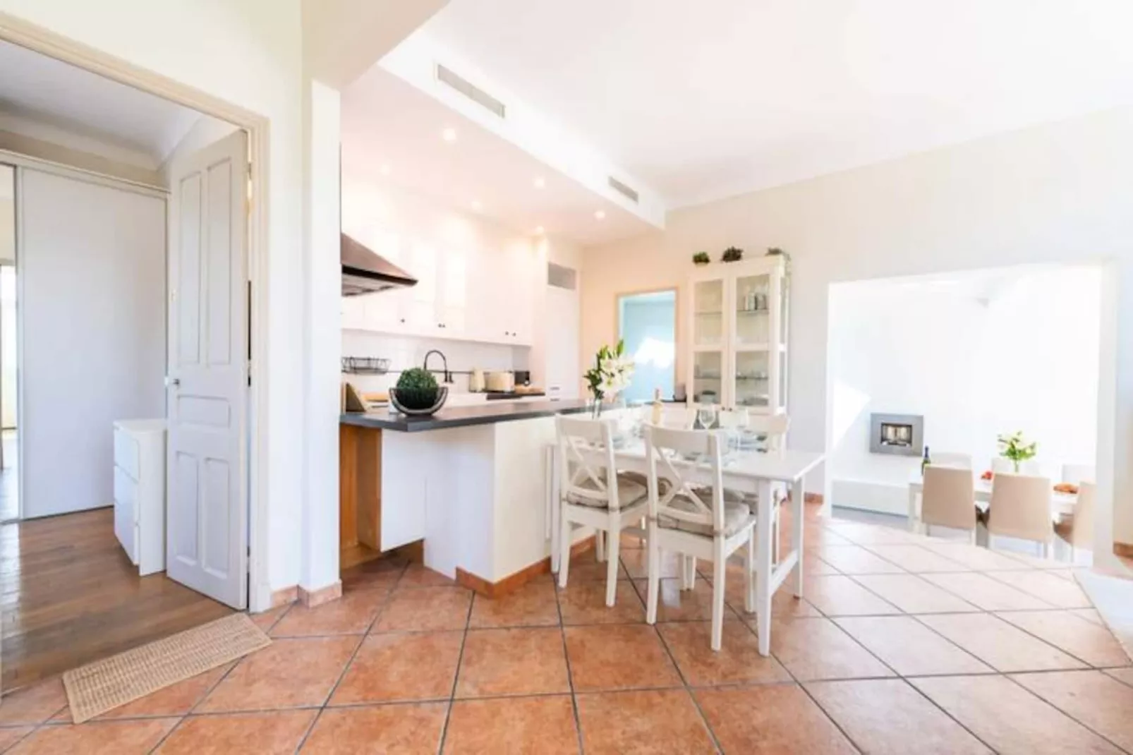 Résidence Villa 140m&sup2; Piscine - Proche Cannes-Niet-getagd