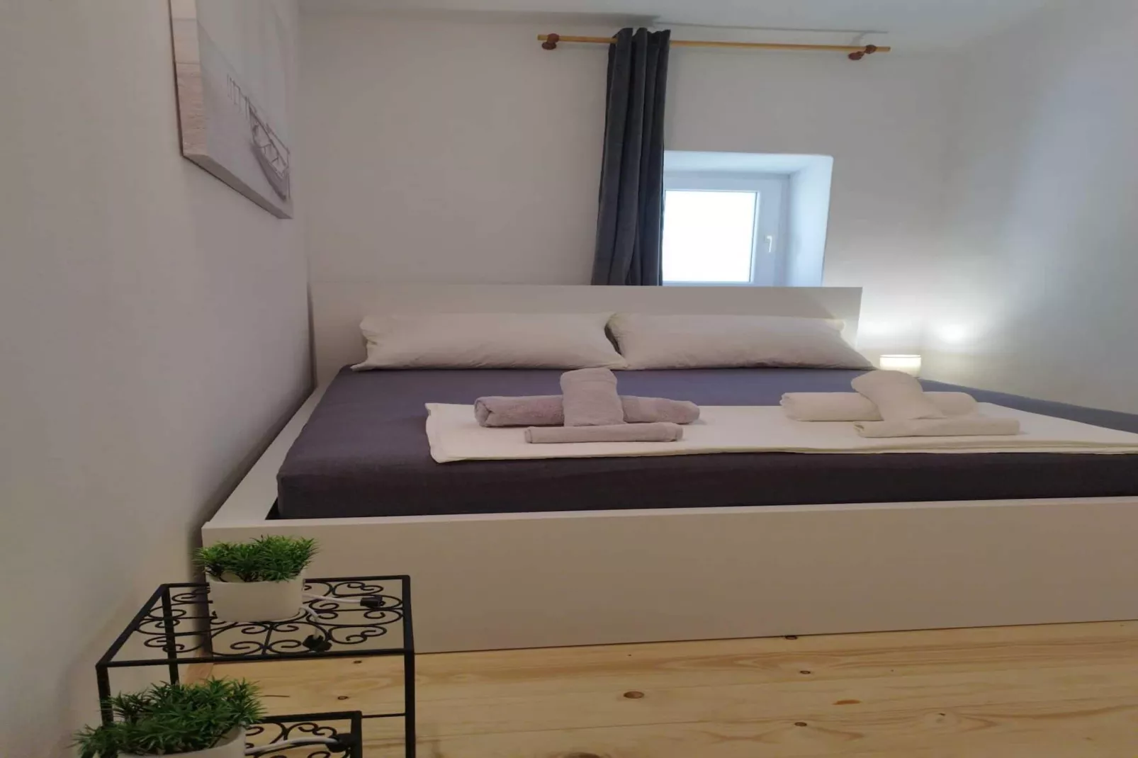 Two Bedroom Apartment Leo Povile - Slaapkamer
