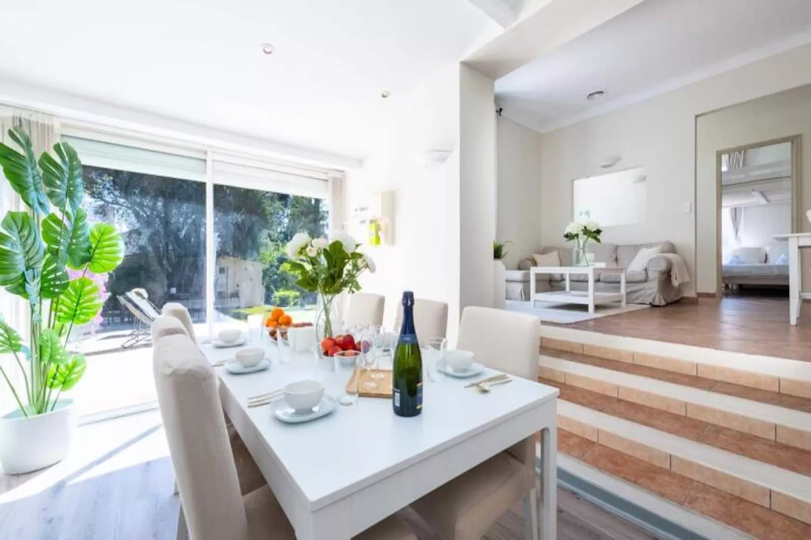 Résidence Villa 140m&sup2; Piscine - Proche Cannes-Niet-getagd