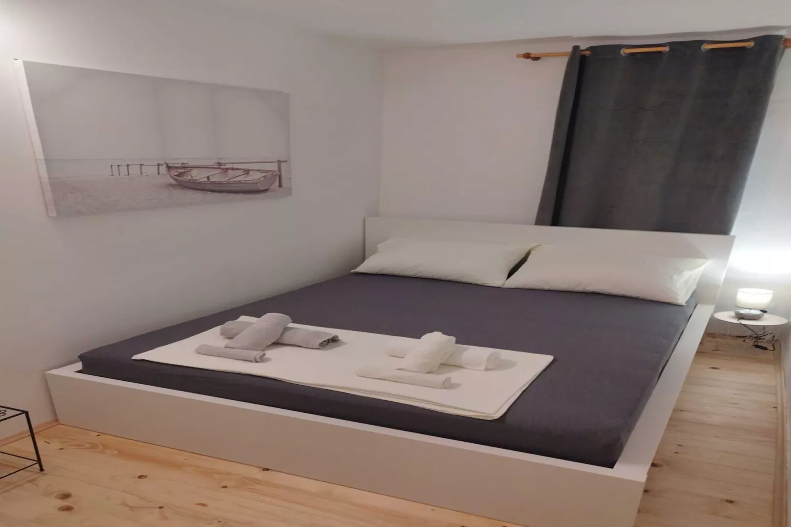 Two Bedroom Apartment Leo Povile - Slaapkamer