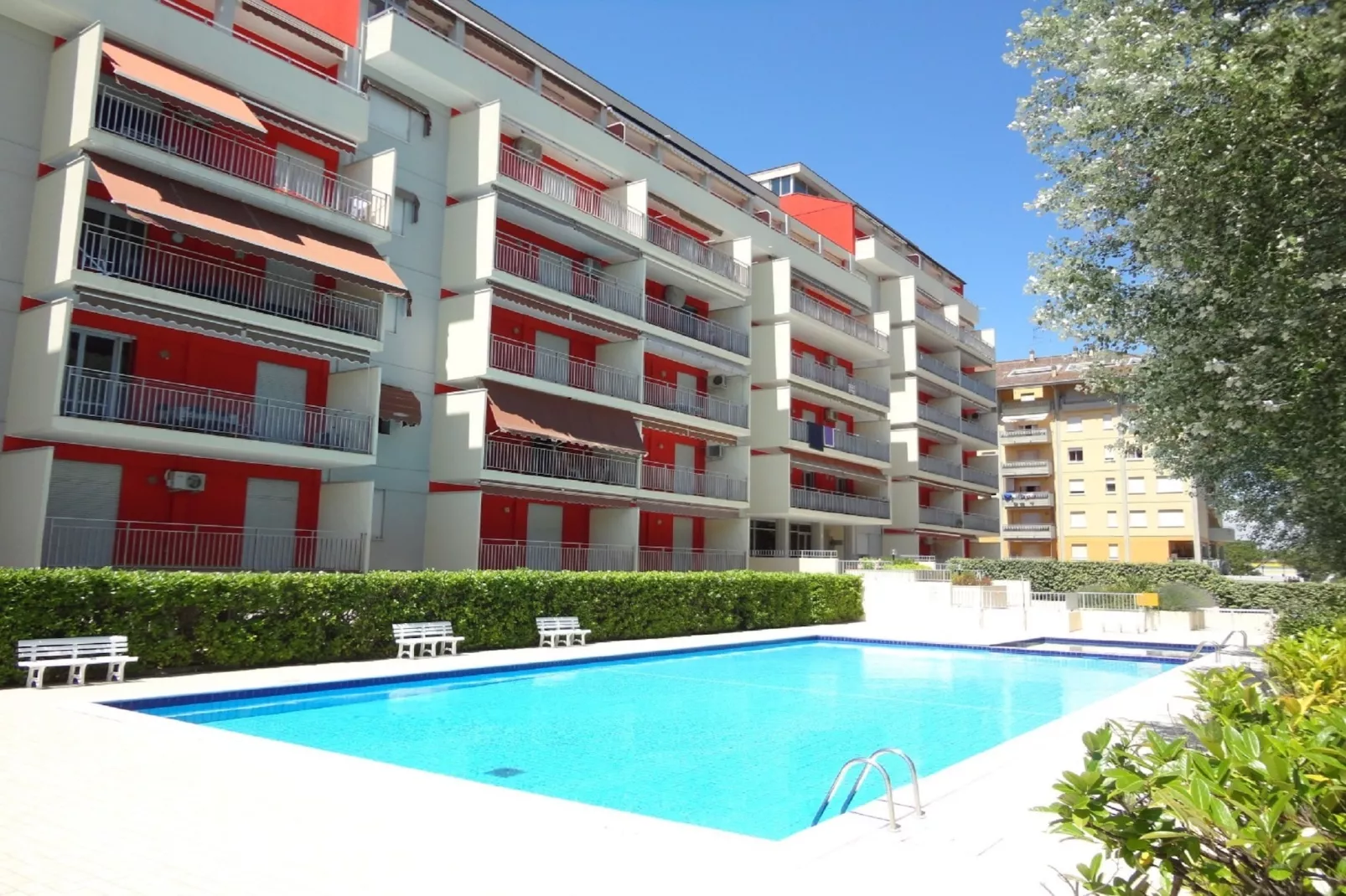 Acapulco C28-Buitenkant zomer