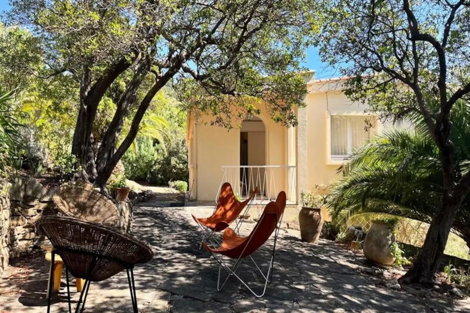 Résidence Un Jardin Au Bord De La M&eacute;diterran&eacute;e-Niet-getagd